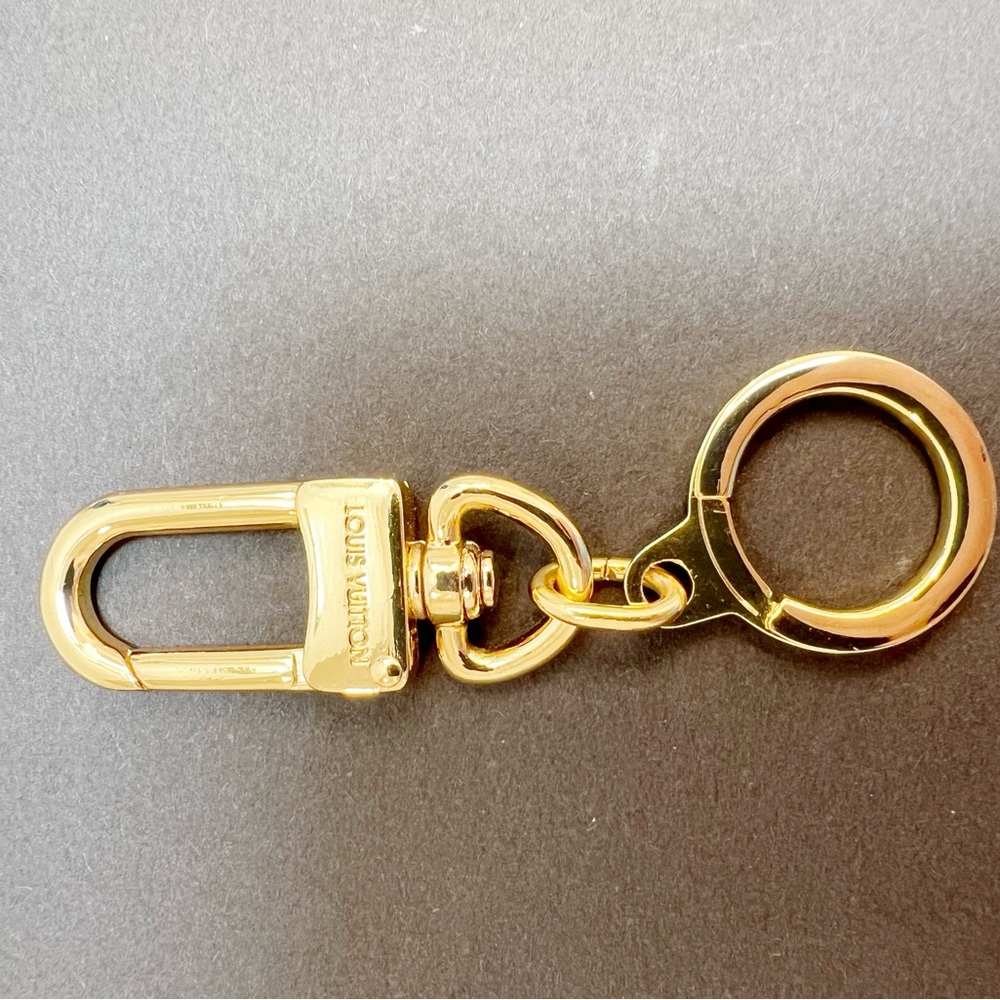 Louis Vuitton Anneau Cles key ring holder for bags